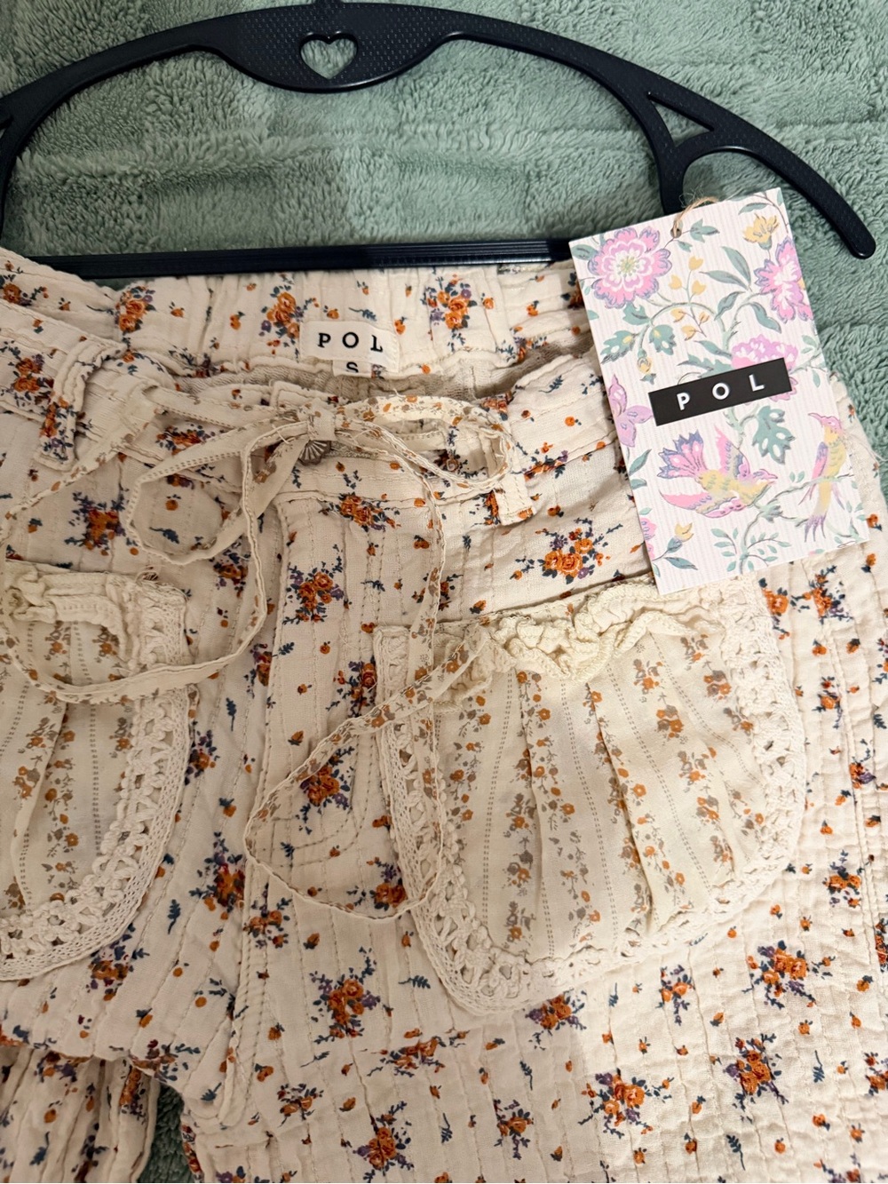 POL Cream Floral Ruffle Boho pants small - Picture 11 of 11